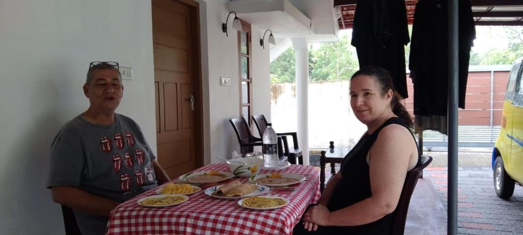 Marari La Rose Beach Homestay Mararikulam Eksteriør billede